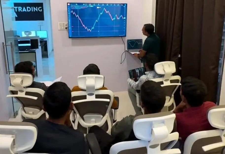 Stock Market Academy class session in Rajkot